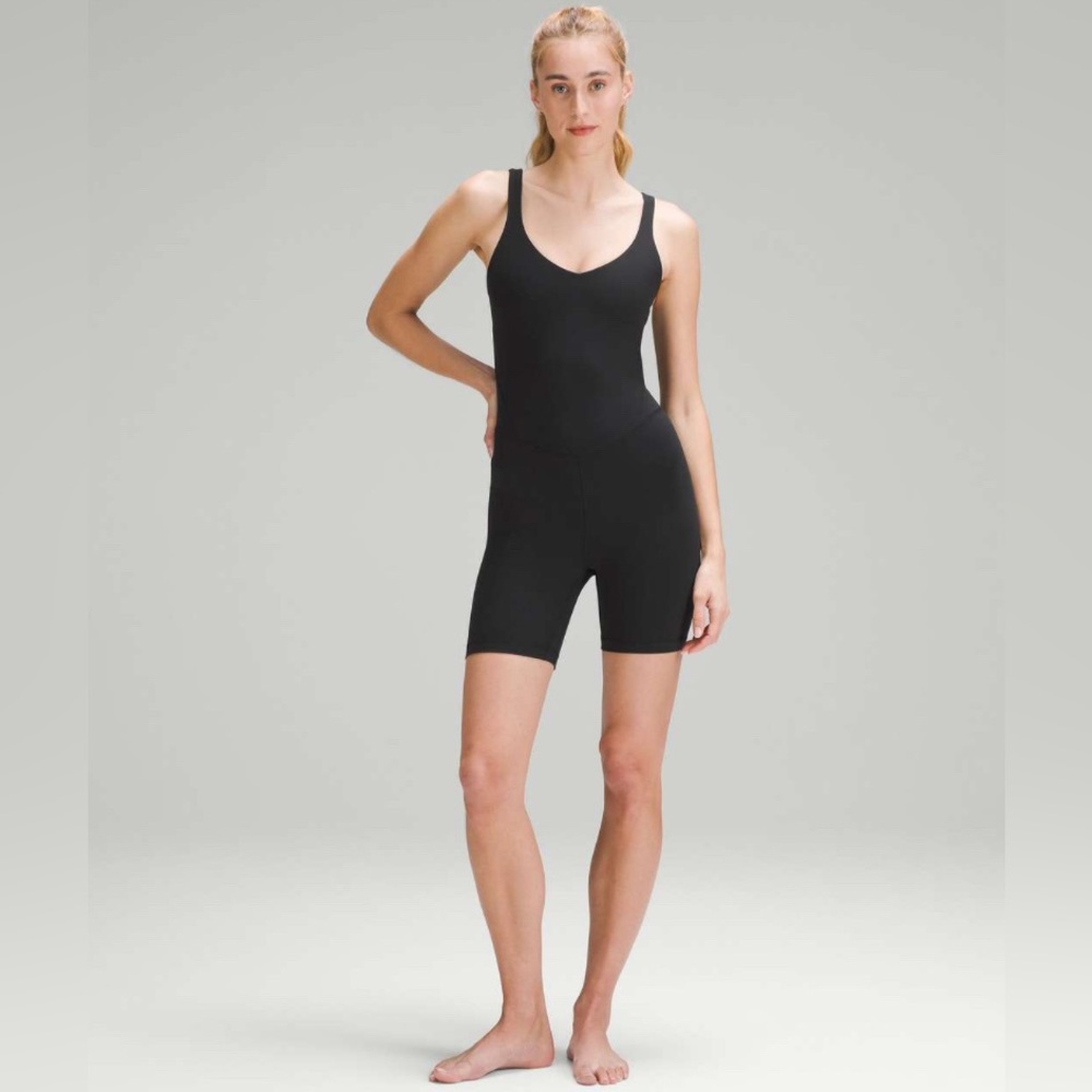 Lululemon Lululemon Align Bodysuit 6" in Black
